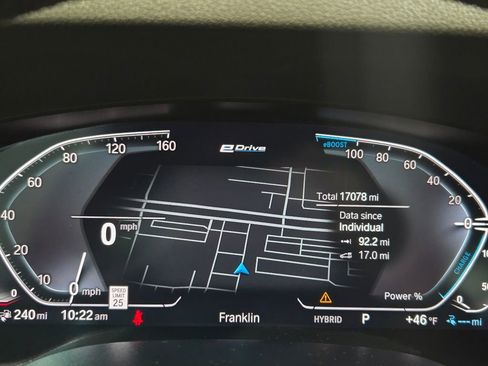 Used 2023 BMW 530e xDrive w/ Premium Package image 24