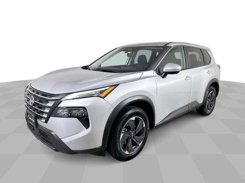 Used 2025 Nissan Rogue SV FWD image 1