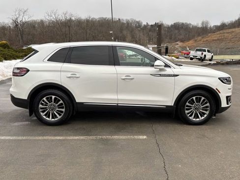 Used 2020 Lincoln Nautilus Reserve image 8