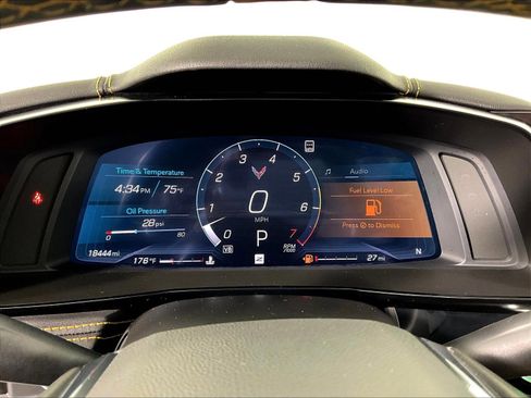 Used 2021 Chevrolet Corvette Stingray Preferred Cpe w/ Engine Appearance Package RWD image 11
