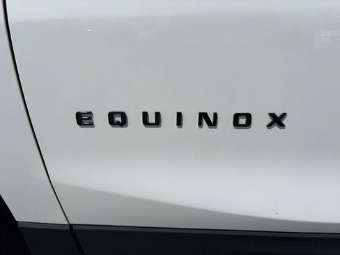 Used 2024 Chevrolet Equinox RS image 27