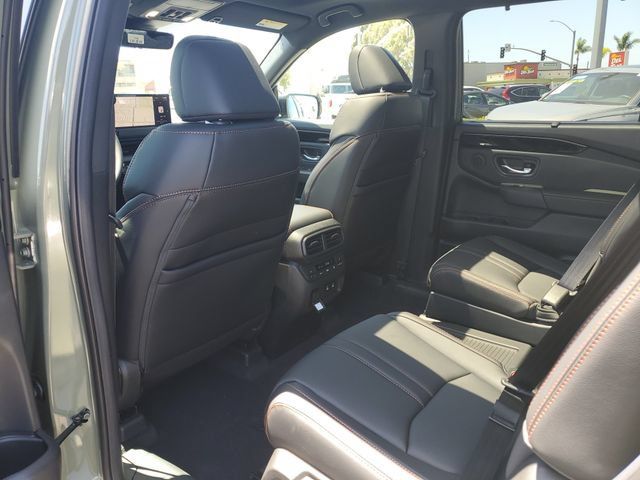 New 2026 Honda Pilot TrailSport image 15