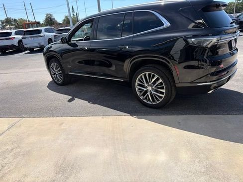 New 2026 Buick Enclave Avenir FWD image 6