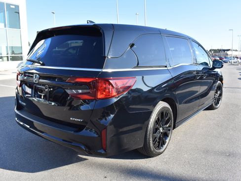 Certified 2025 Honda Odyssey Sport-L image 9