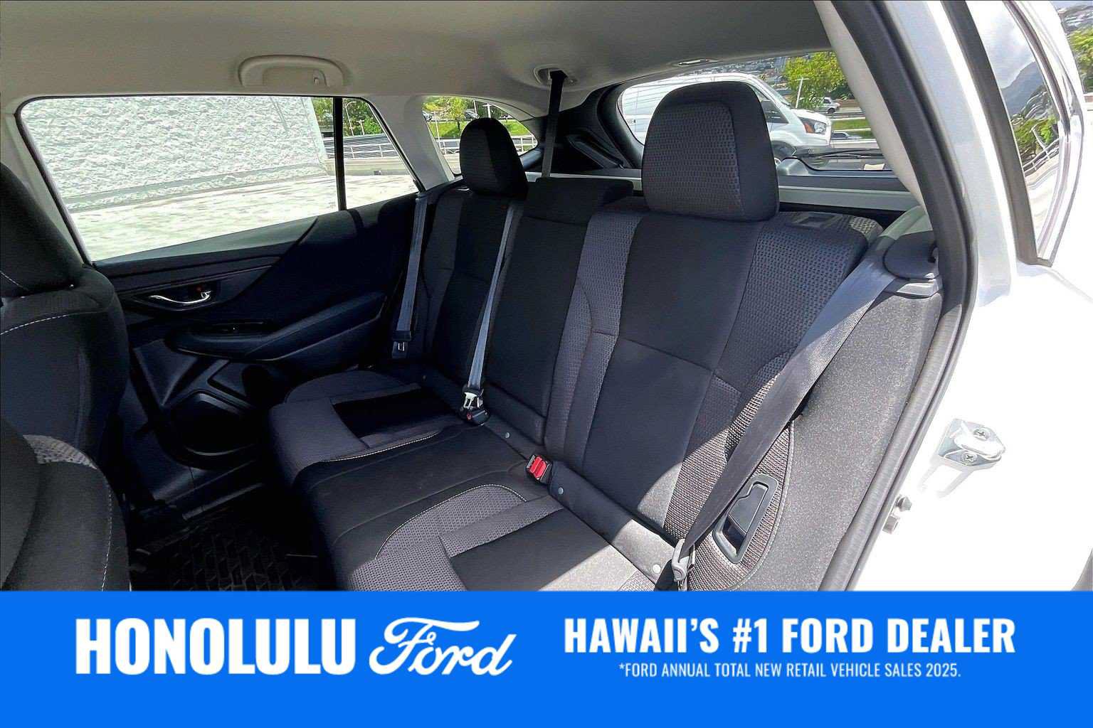Used 2023 Subaru Outback Premium AWD/4WD image 29