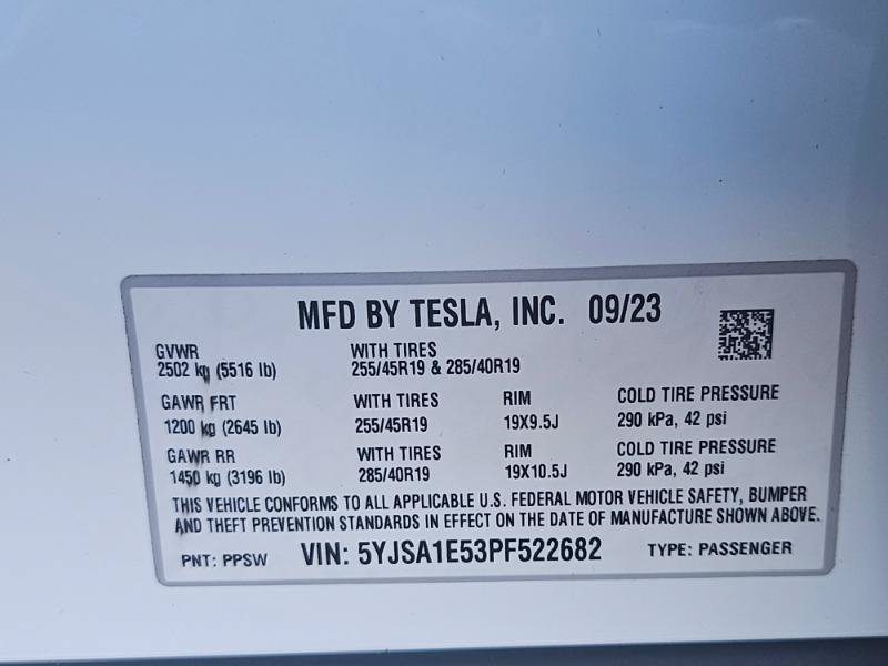 Used 2023 Tesla Model S AWD/4WD image 36