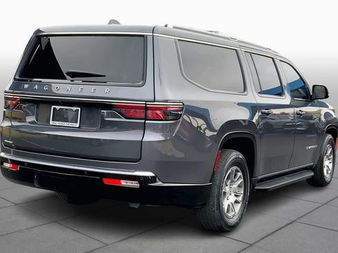 Used 2023 Jeep Wagoneer L 4WD image 12