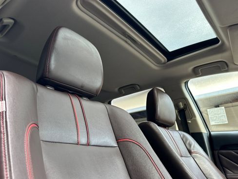 Used 2018 Mitsubishi Outlander GT image 21