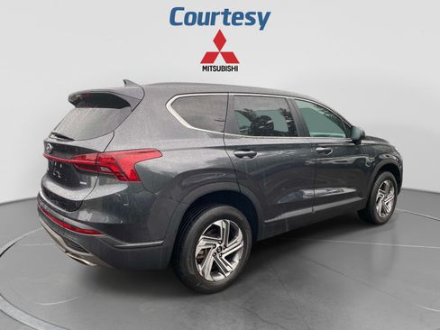 Used 2023 Hyundai Santa Fe SE AWD/4WD image 6