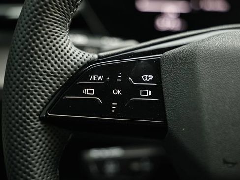New 2025 Audi SQ5 Premium Plus AWD/4WD image 33
