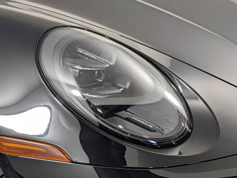 Certified 2026 Porsche 911 Carrera T RWD image 15