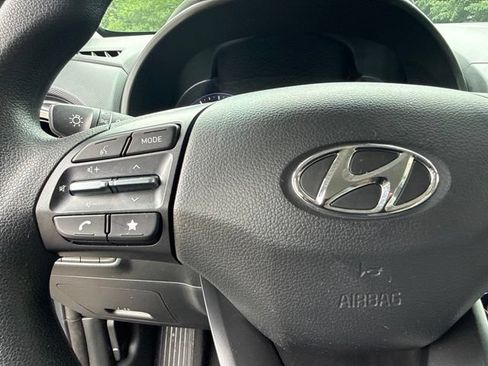 Used 2023 Hyundai Kona SE w/ Cargo Package AWD/4WD image 35