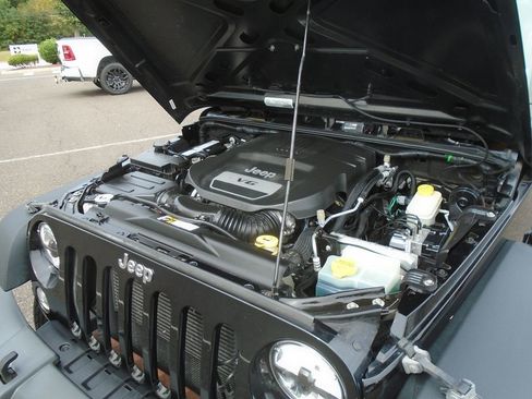 Used 2016 Jeep Wrangler Unlimited Sport w/ Quick Order Package 24S image 19