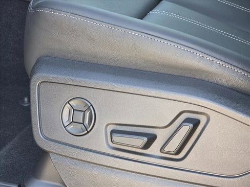 New 2025 Audi Q5 Premium image 15