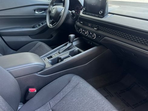 Used 2023 Honda Accord EX image 32