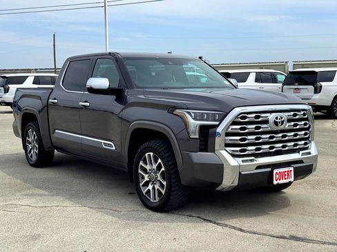 Used 2022 Toyota Tundra 1794 Edition image 4