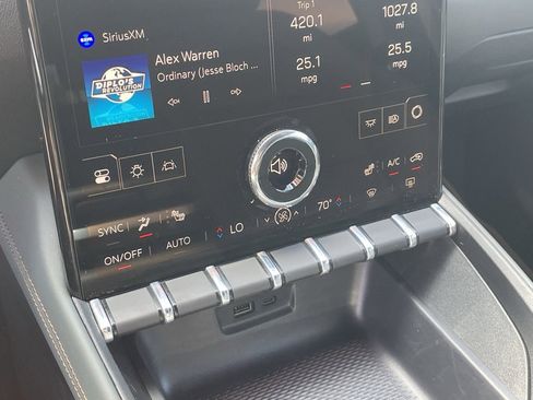 Used 2026 GMC Terrain AT4 w/ Technology Package II image 16