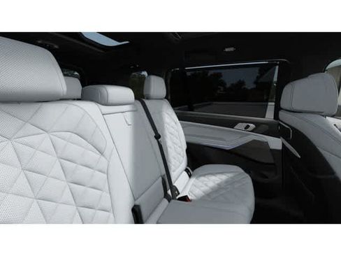 New 2026 BMW X7 xDrive40i w/ Executive Package AWD/4WD image 12