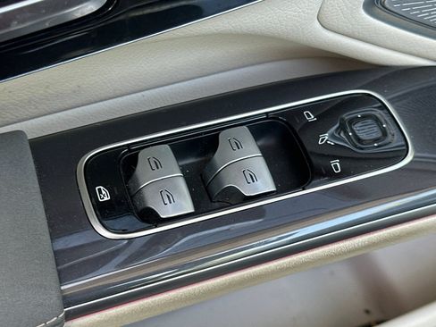 Certified 2022 Mercedes-Benz EQS 450+ Sedan image 12