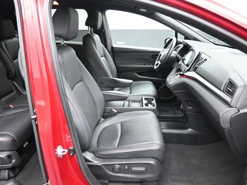 Certified 2023 Honda Odyssey Sport image 27