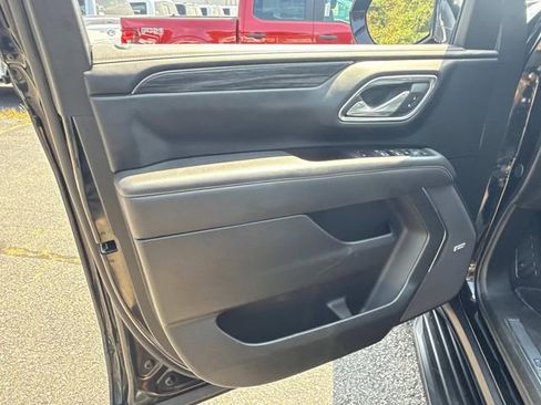 Used 2024 GMC Yukon SLT image 25