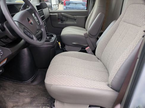 New 2025 GMC Savana 4500 w/ Power Convenience Package image 10