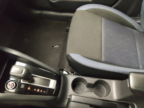 Used 2025 Nissan Versa SV FWD image 26