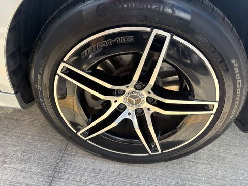Used 2025 Mercedes-Benz E 350 Sedan image 37