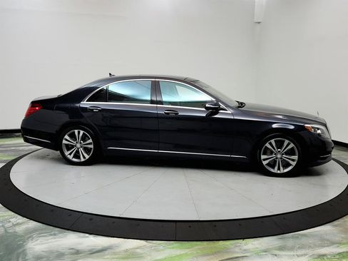 Used 2016 Mercedes-Benz S 550 Sedan image 4