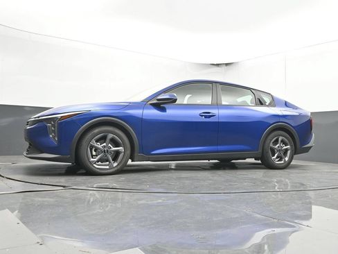Used 2025 Kia K4 FWD image 44