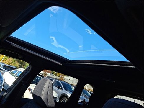 New 2026 Subaru Forester Premium image 7