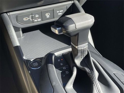 New 2025 Kia K4 LXS image 36