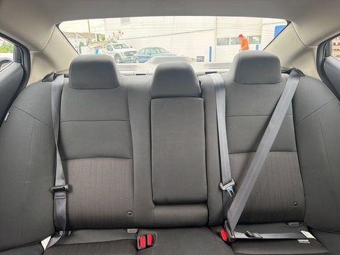 Used 2025 Nissan Altima 2.5 SV FWD image 43