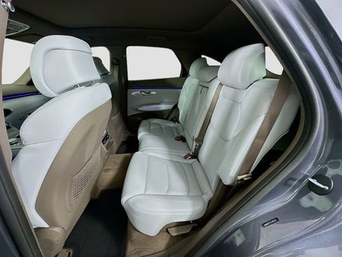 New 2026 Genesis GV70 2.5T Advanced image 17