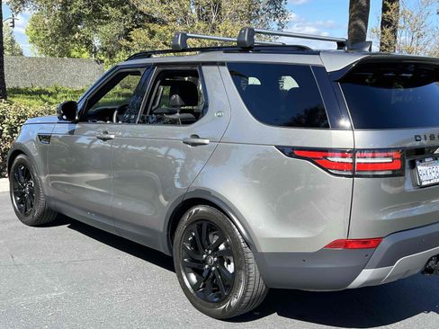 Used 2018 Land Rover Discovery HSE AWD/4WD image 60