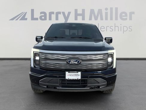 Used 2024 Ford F150 Lightning Lariat AWD/4WD image 9