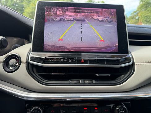 Used 2022 Jeep Compass Limited w/ Elite Group image 22