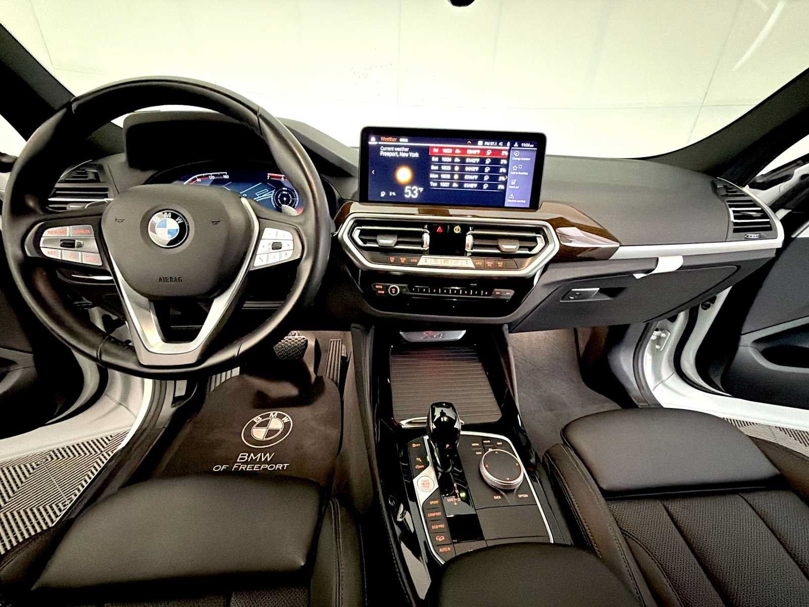 Used 2024 BMW X4 xDrive30i AWD/4WD image 17