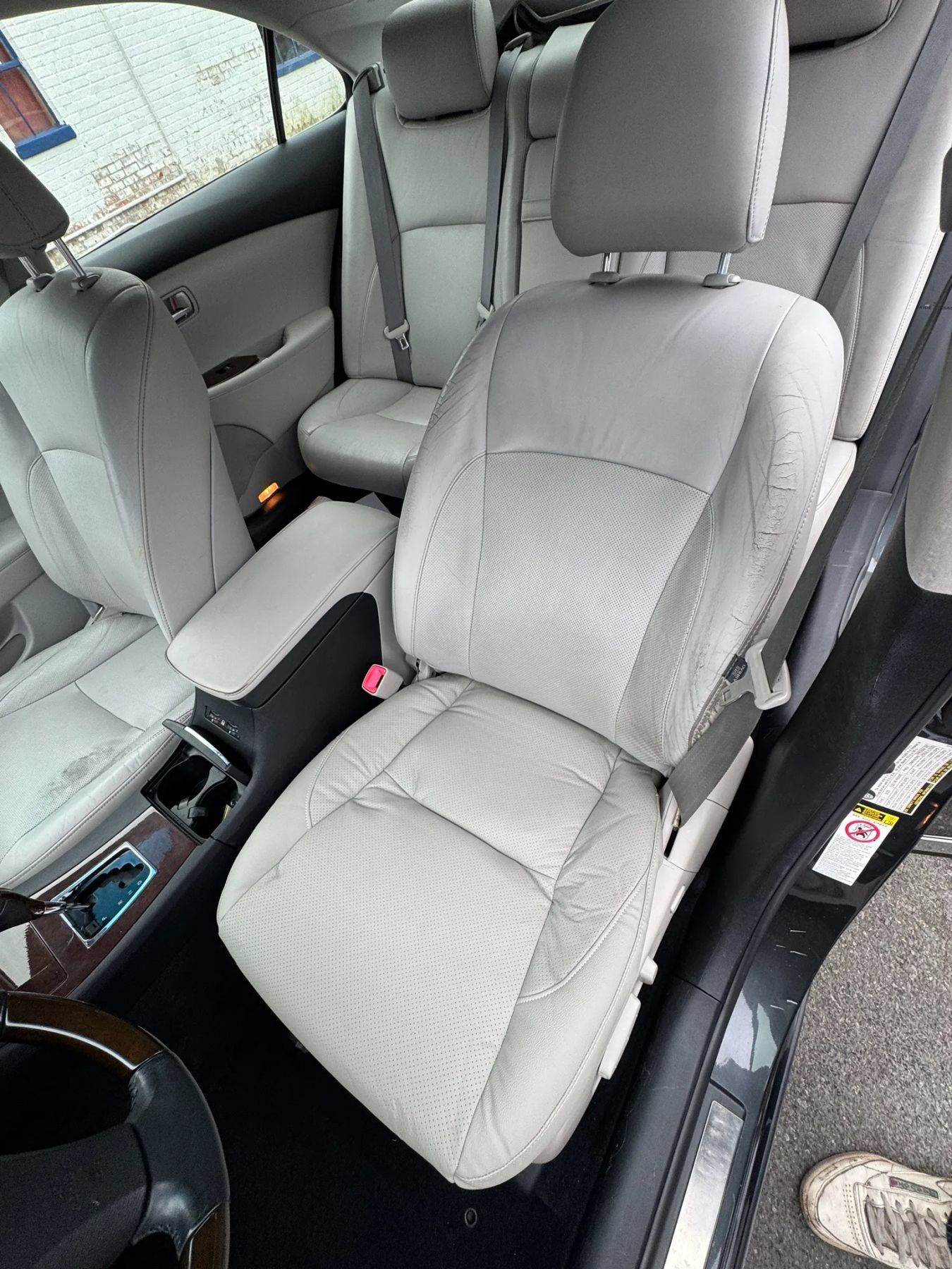 Used 2011 Lexus ES 350 w/ Preferred Accessory Package FWD image 40