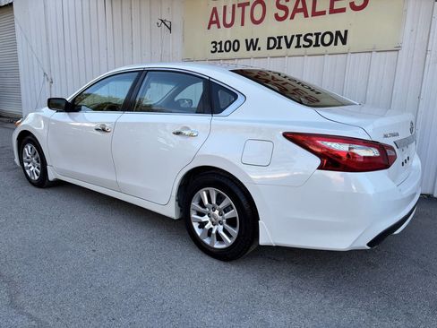 Used 2016 Nissan Altima 2.5 S w/ Power Driver Seat Package image 7