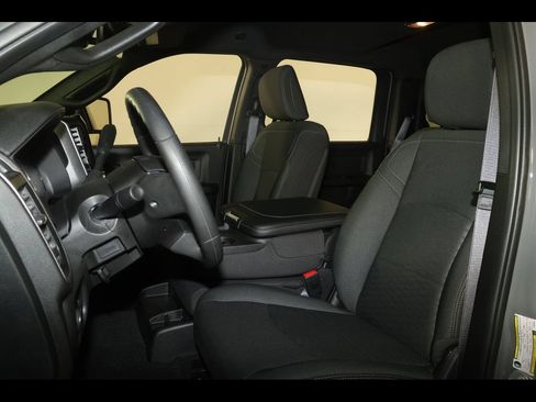 New 2026 RAM 2500 Tradesman AWD/4WD image 24