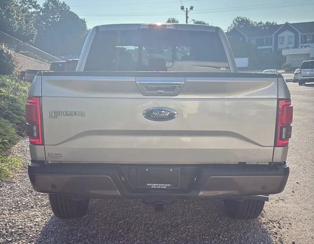 Used 2017 Ford F150 Lariat w/ Equipment Group 502A Luxury AWD/4WD image 8