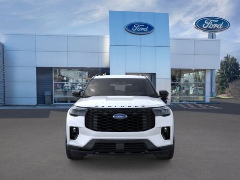 New 2026 Ford Explorer ST-Line w/ ST-Line Street Pack AWD/4WD image 6
