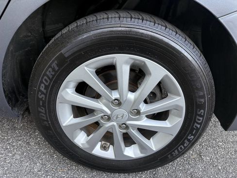 Used 2020 Hyundai Accent SEL FWD image 23