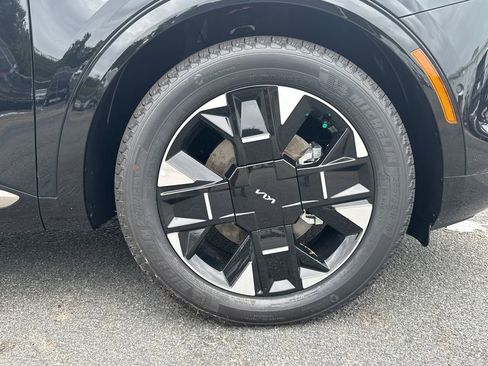 New 2026 Kia Sportage SX image 11