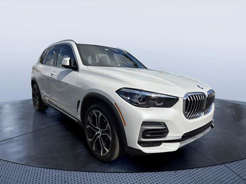 Certified 2023 BMW X5 xDrive40i AWD/4WD image 1