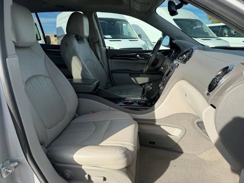 Used 2017 Buick Enclave Leather image 12