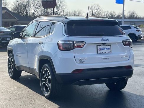 Used 2022 Jeep Compass Limited image 5