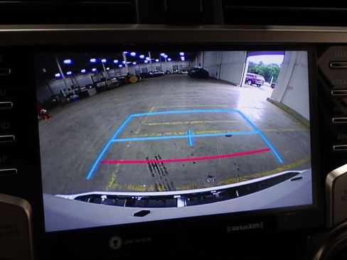 Used 2023 Toyota 4Runner SR5 image 5