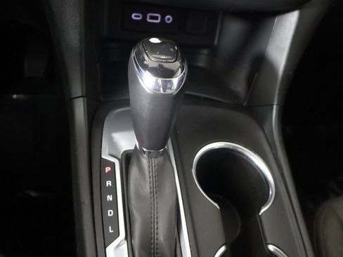 Used 2019 Chevrolet Equinox LT w/ Driver Convenience Package FWD image 45
